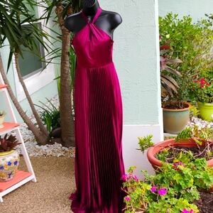 Sequin Hearts Evening Dress size 5  prom/wedding/formal dance